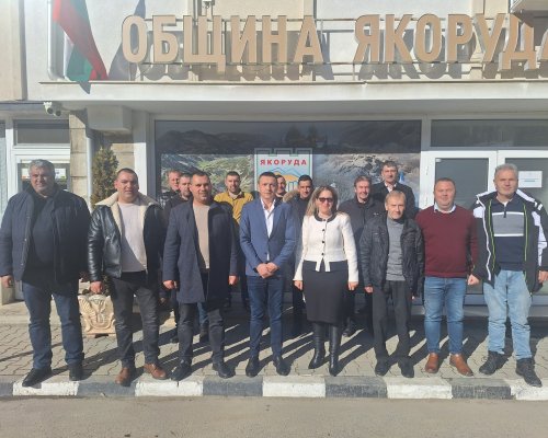 Фатима Йълдъс на терен в Якоруда,  среща с хората и реалните проблеми