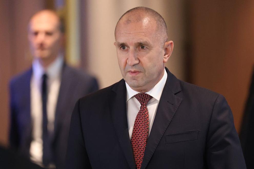 Пътят на Радев към парламента: Как президентът може да участва в изборите без нова партия Пътят на Радев към парламента: Как президентът може да участва в изборите без нова партия