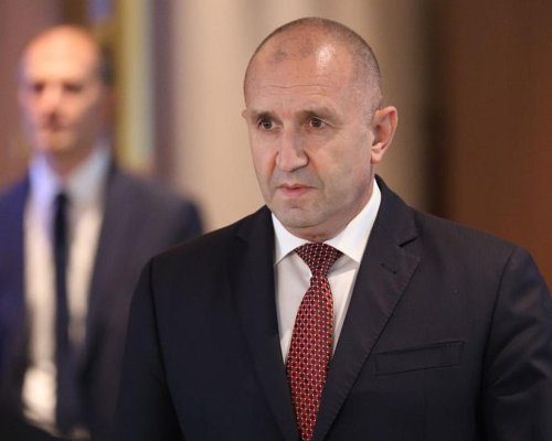 Пътят на Радев към парламента: Как президентът може да участва в изборите без нова партия