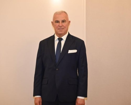 Кметът Апостол Апостолов: Честит ден на родилната помощ! Честит Бабинден!