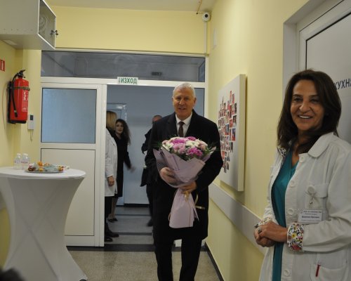 ПРИЗНАТЕЛНОСТ и подкрепа за екипа на Родилно отделение в Разлог