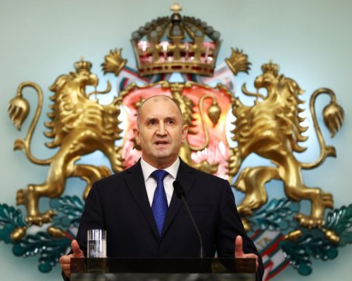 Румен Радев ще напусне президентската институция днес
