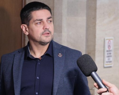 МЕЧ за липсата на кворум: Ръчната е дръпната от Борисов, страх го е