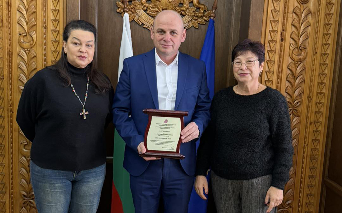 Признание: Кметът на Банско Стойчо Баненски бе избран за Кмет на годината 2025 от Синдиката на българските учители Признание: Кметът на Банско Стойчо Баненски бе избран за Кмет на годината 2025 от Синдиката на българските учители
