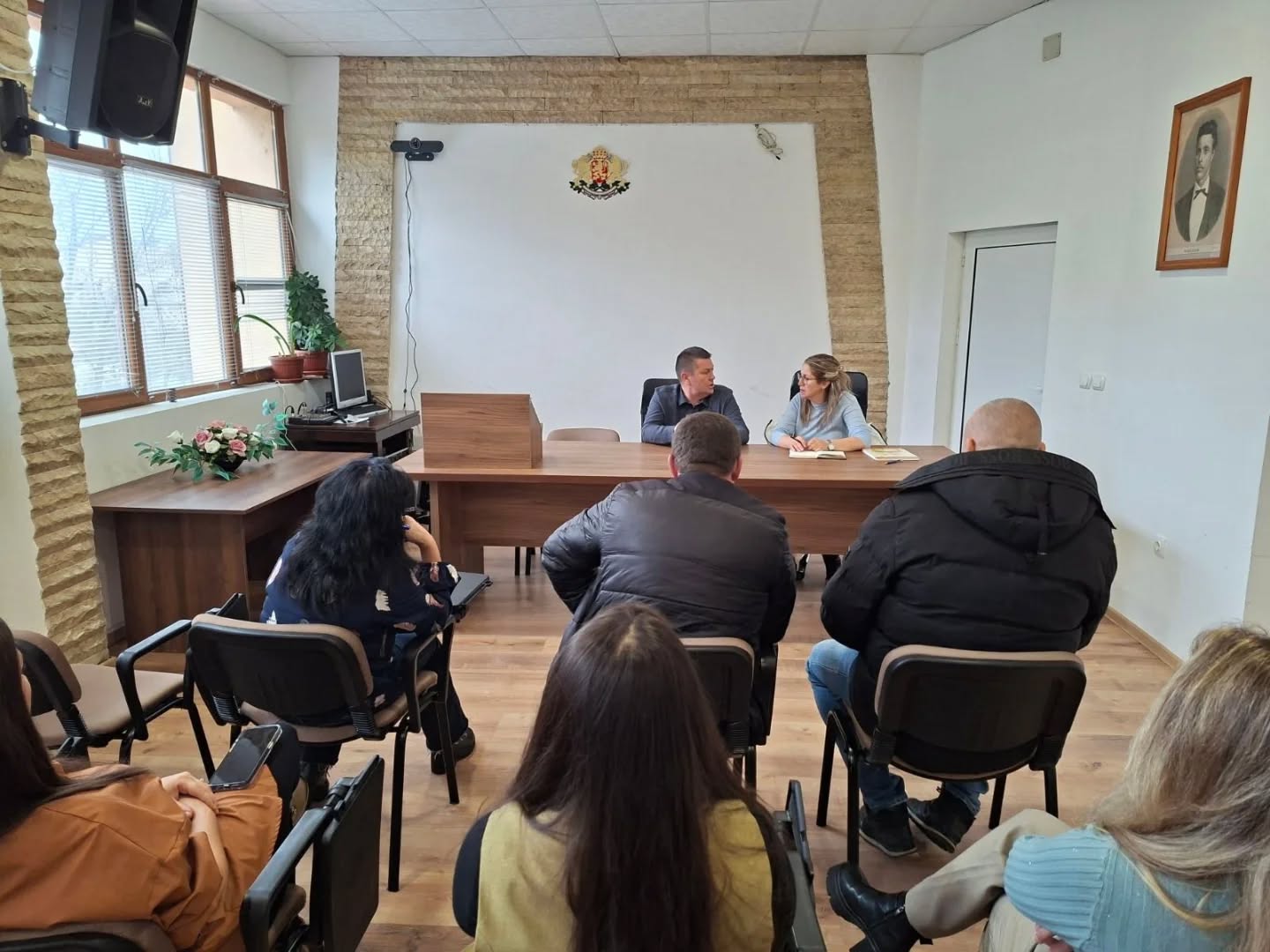 Народният представител от ДПС-Ново начало Фатима Йълдъс се срещна с местните в Белица