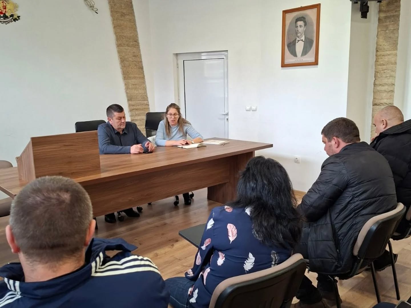 Народният представител от ДПС-Ново начало Фатима Йълдъс се срещна с местните в Белица