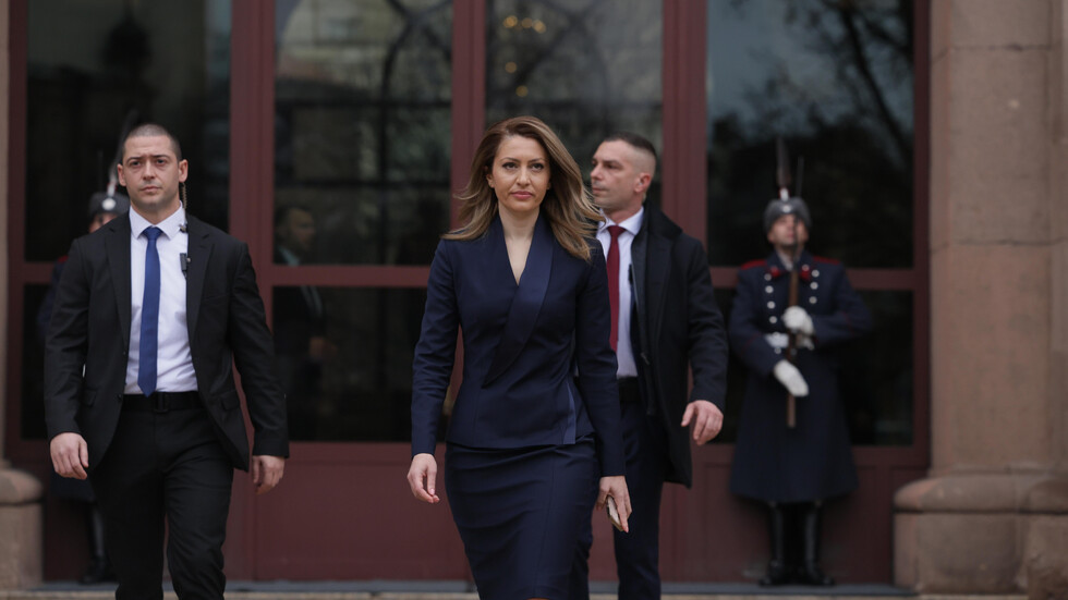 И след консултациите при президента: Рая Назарян отказа да е служебен премиер