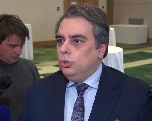 Асен Василев отсече: Няма да има управление с Радев - но ако иска, нека ни подкрепи