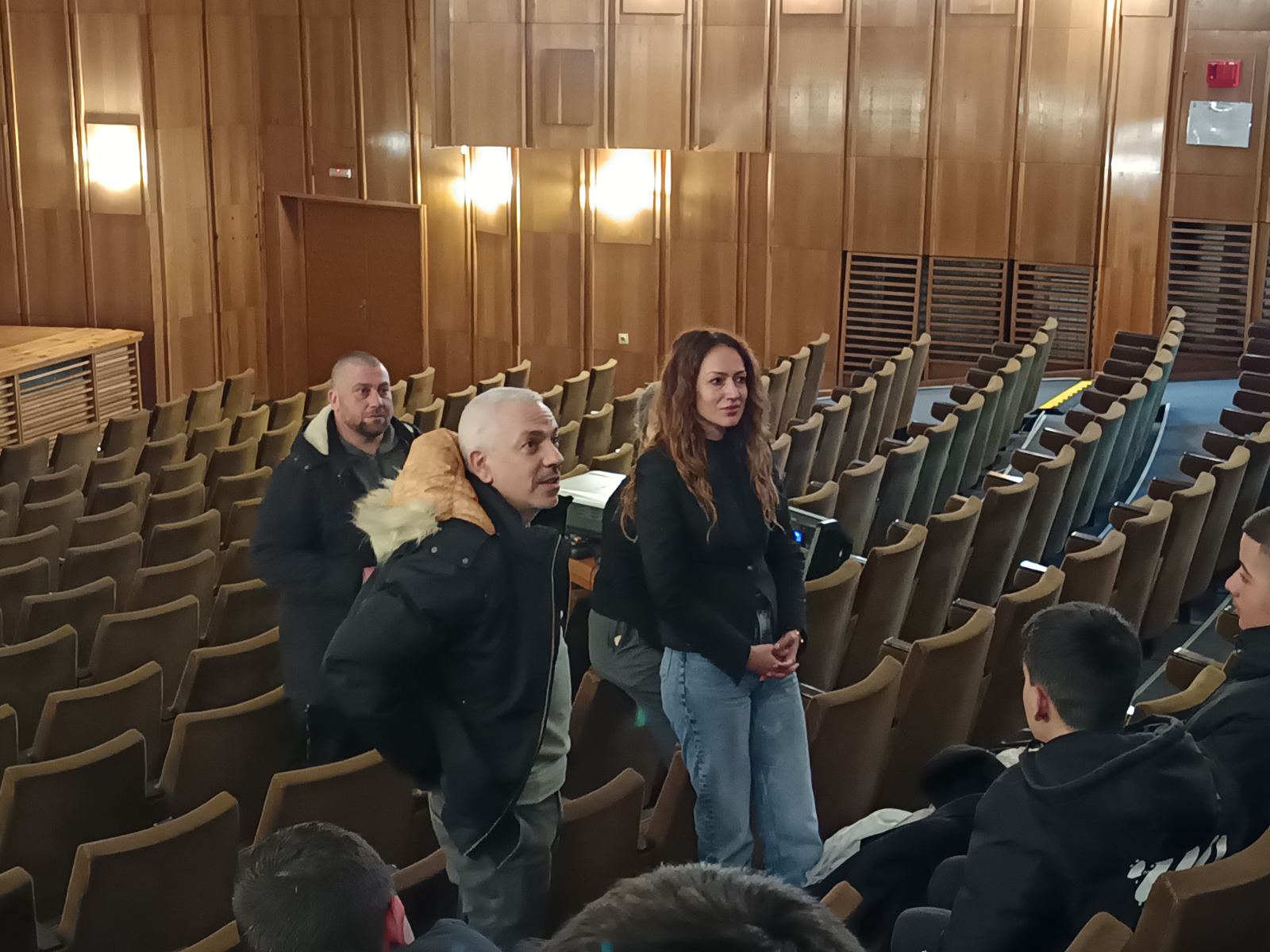 С разговор и доверие срещу зависимостите: Един грам живот в Банско