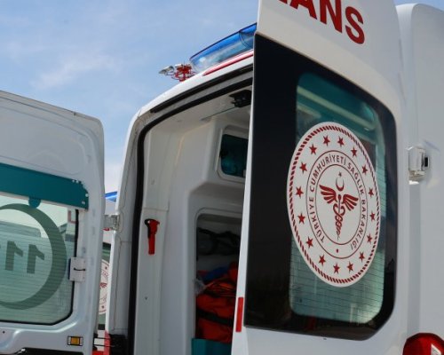 8 загинали и десетки ранени в катастрофа на автобус в Турция