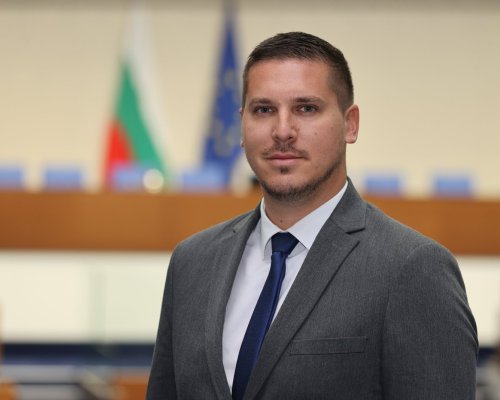 Иван Герчев, народен представител: Вярвам, че идват по-добри години за всички българи и за България
