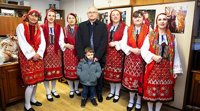 Изложба на уникални народни носии  в музея на Разлог