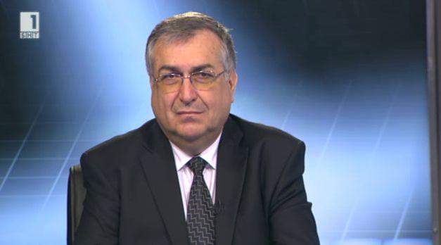 Проф. Георги Близнашки: Румен Радев е основната заплаха за демокрацията в България