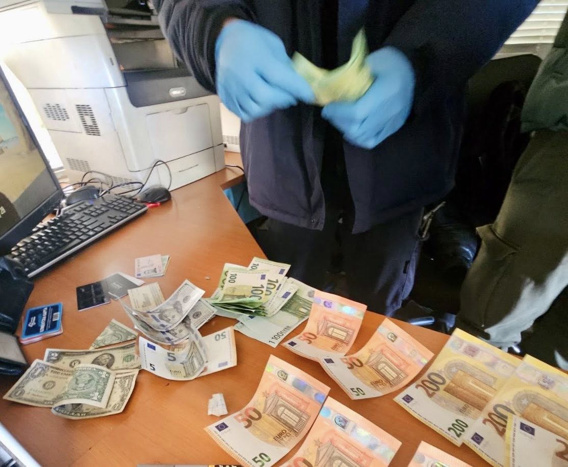 Канал за внос в страната на неистински парични знаци е установен от ГДБОП Канал за внос в страната на неистински парични знаци е установен от ГДБОП