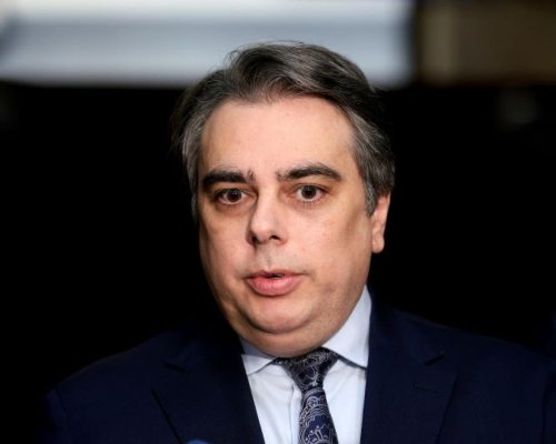 Асен Василев: 19 април е най-бързата възможна дата за избори