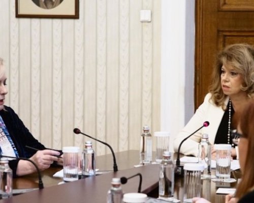 Йотова посочи датата за изборите-19 април