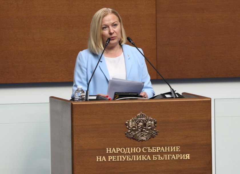 ПП-ДБ искат Йотова да наложи вето върху промените в Изборния кодекс ПП-ДБ искат Йотова да наложи вето върху промените в Изборния кодекс