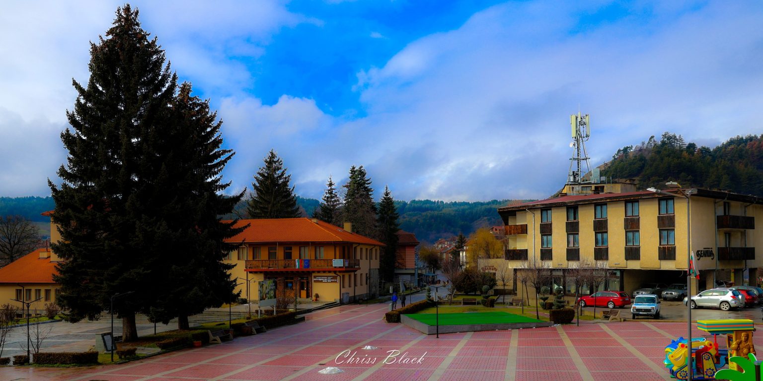 Да уловиш момента: Белица през обектива на фоторепортера Красимир Велков