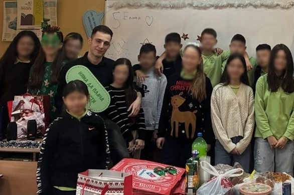 Задържаният за блудство учител отказал да даде обяснения на директора
