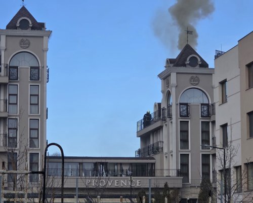 Гори хотел Прованс в Петрич