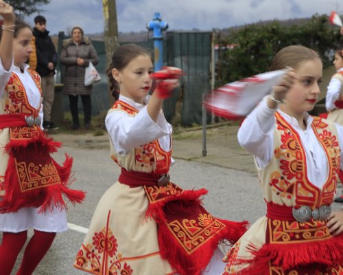Тодор Тодоров е  Цар на виното  на традиционния празник в село Дъбрава