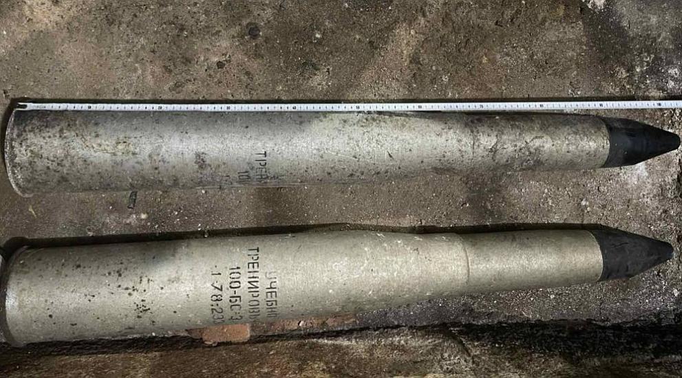 Военни обезвредиха два снаряда, открити в мазе в Гоце Делчев Военни обезвредиха два снаряда, открити в мазе в Гоце Делчев