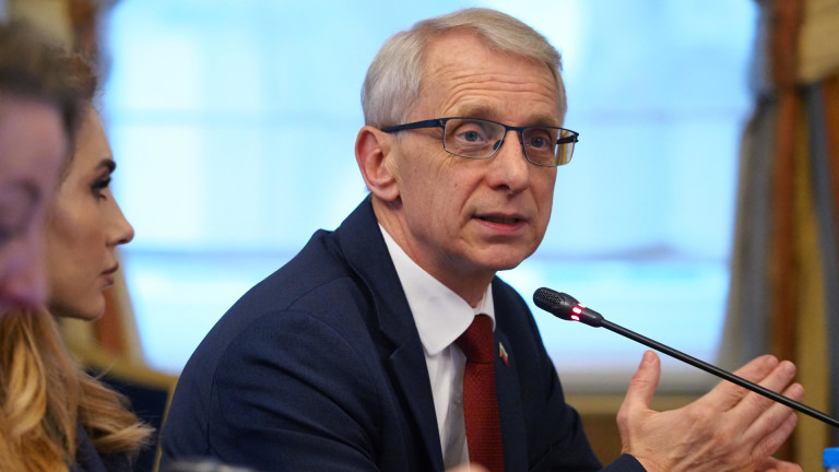 Николай Денков: Борисов притиска президента за служебното правителство Николай Денков: Борисов притиска президента за служебното правителство
