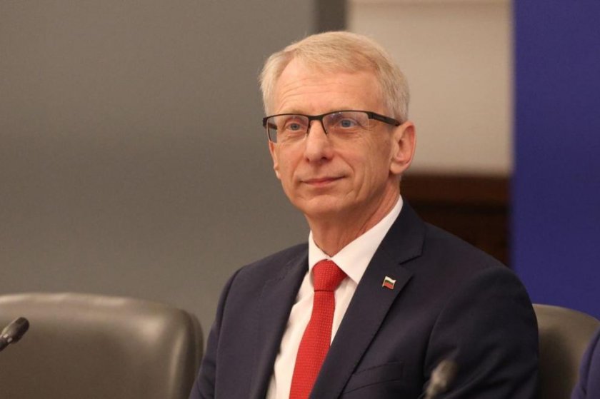 Денков : Радев е сериозен политически конкурент