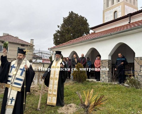 Неврокопският митрополит Серафим благослови нов храм в Огняново