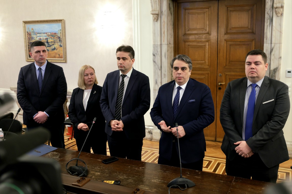От ПП-ДБ искат ДАНС да даде цялата информация за Петрохан От ПП-ДБ искат ДАНС да даде цялата информация за Петрохан