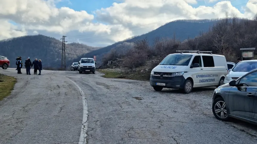 Аутопсиите сочат: две убийства и самоубийство в кемпера край Околчица