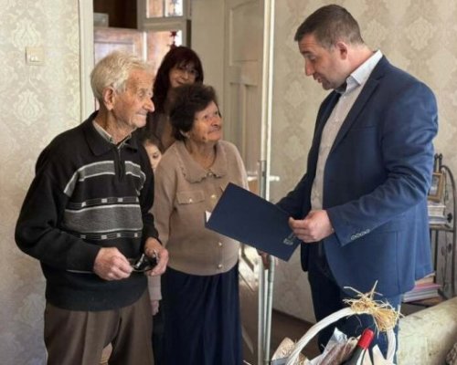 Рекордьори: Двойка в Югозапада със 73 години брачен живот
