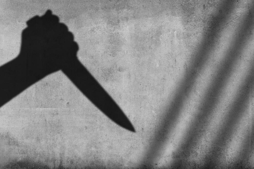 Мъж намушка трима в София: Един почина, двама са ранени