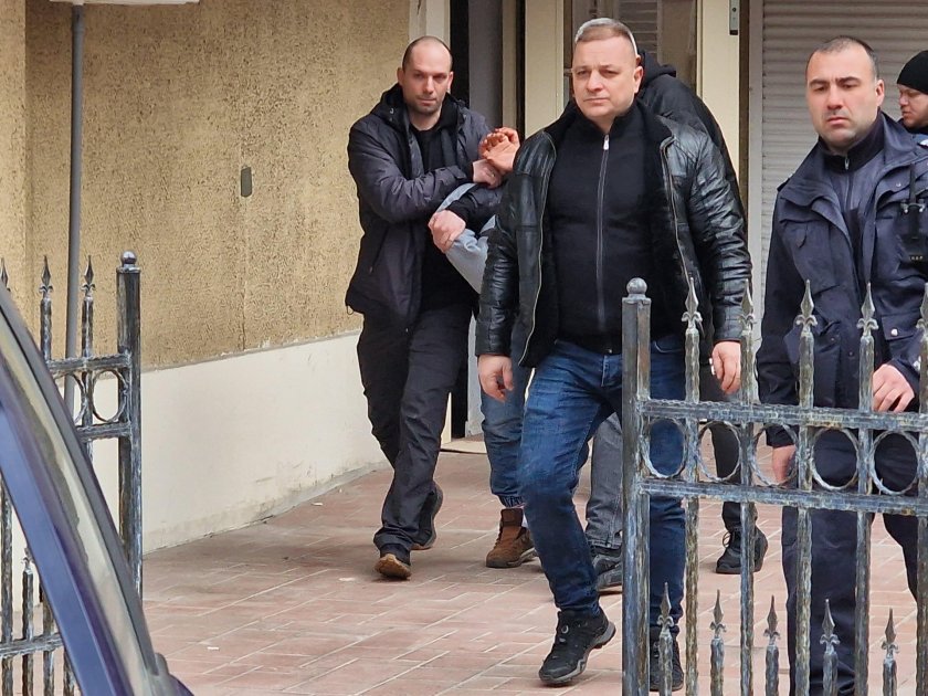 След семейната трагедия в Подуяне: Постоянен арест за Петко Топурски от с. Селище, роднини твърдят, че се увличал по будизма