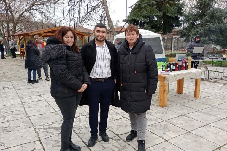 ЗА ПРЪВ ПЪТ! С песни, танци, дегустация и безплатна скара в Бараково празнуваха Трифон Зарезан