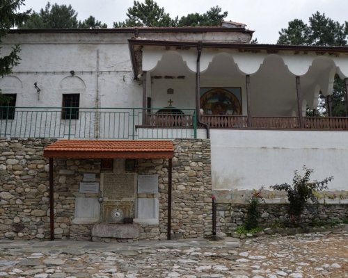 Средновековна църква в Добърско чества храмов празник днес