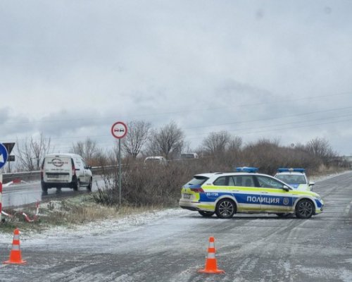 Сложна пътна обстановка в 11 области, бедствено положение в Смолян