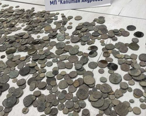 Контрабандни старинни монети и културно-исторически ценности задържаха митничари на Капитан Андреево