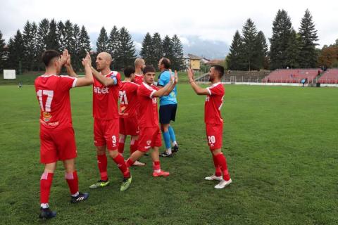 Отпускат пари за развитието на ФК Банско Тийм и Балкан Добринище