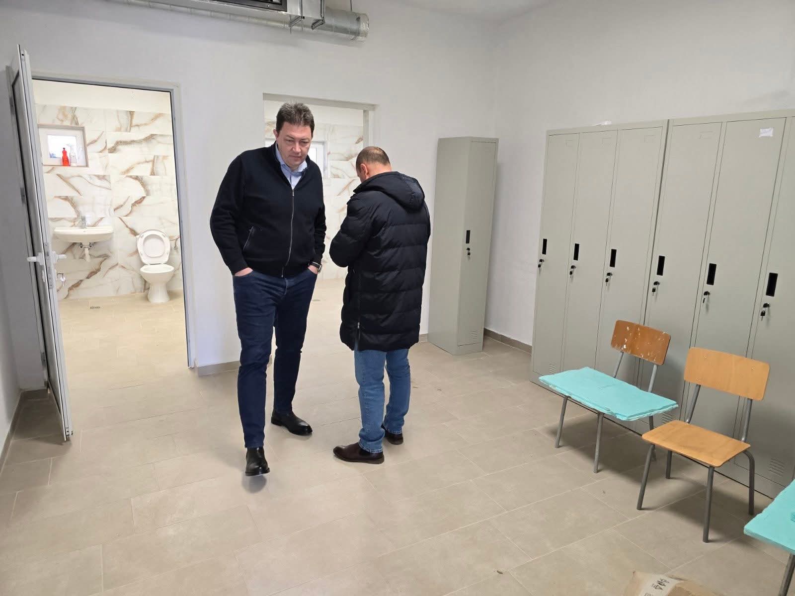 Още един обновен физкултурен салон в община Петрич: придобивка за училището в село Марикостиново