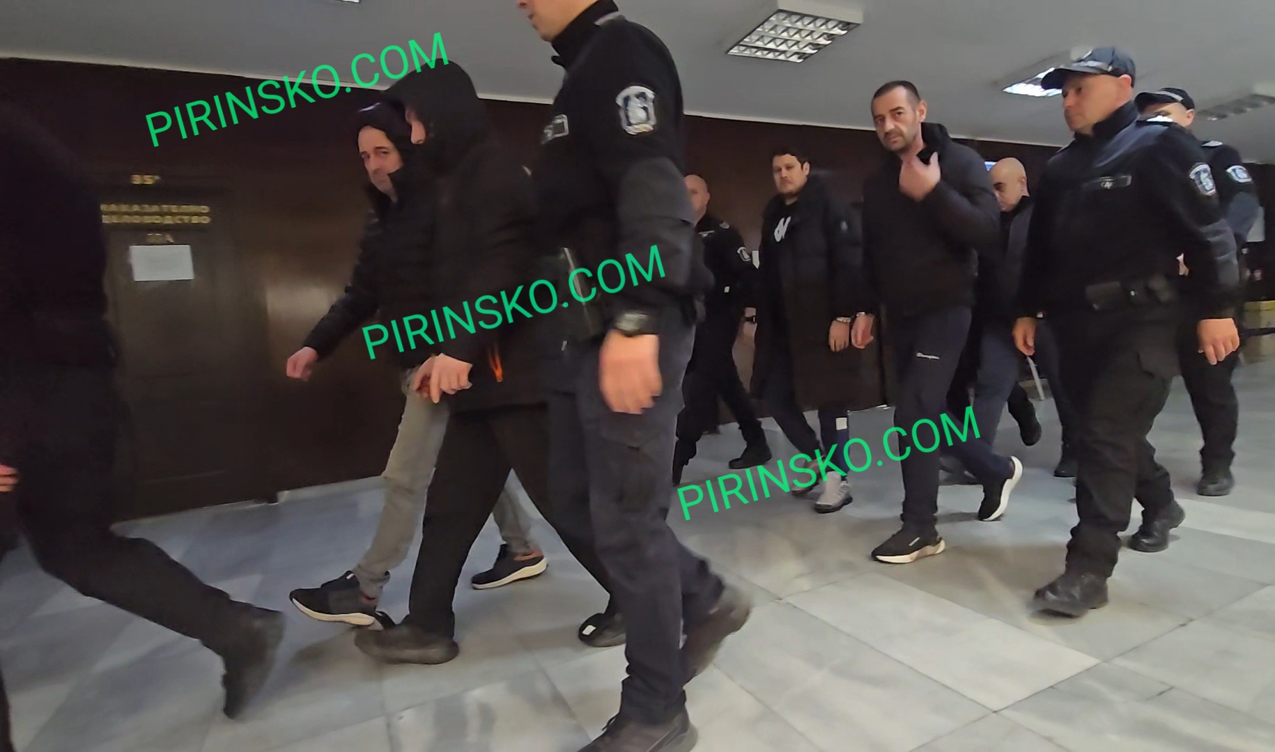 Споразумение в съда: Сашо Щангата и Кольо Кефало от Симитли влизат в затвора за 6 месеца, трима петричани с условни присъди след акция с над 10 кг канабис