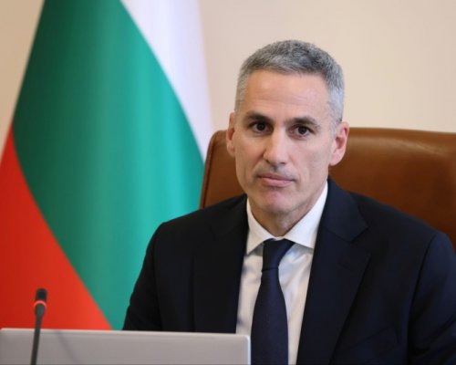 Служебното правителство назначи нови 28 областни управители