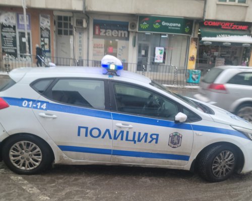 Петричанин остана без кола в Дупница,  познат му отнел  Форд -а с принуда