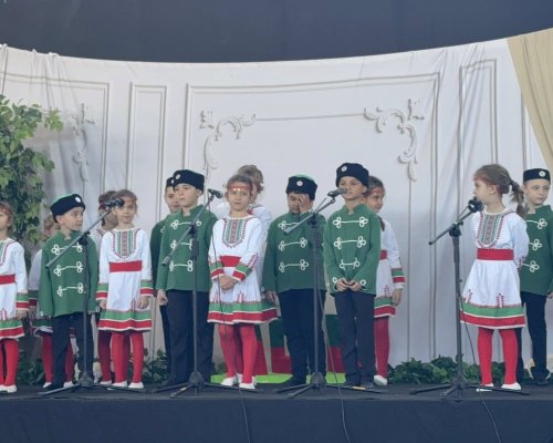 Малките пазители на традициите  -децата на Благоевград
