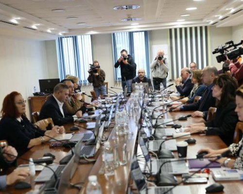 ФИТИЛЪТ ИЗГАСНА: ВСС поряза искането за махането на Сарафов!