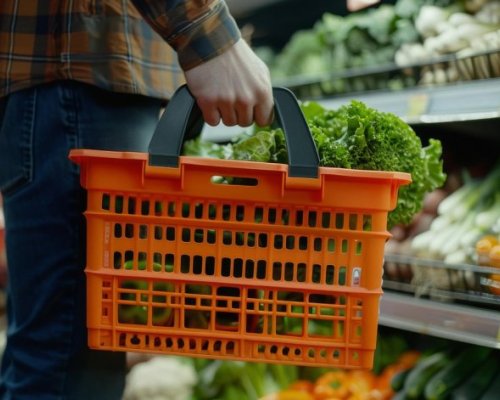 Зеленчуците с рекорден скок: Пипер, тиквички и краставици поскъпнаха над 100