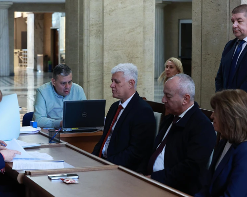 Румен Радев се регистрира за изборите в коалиция Прогресивна България