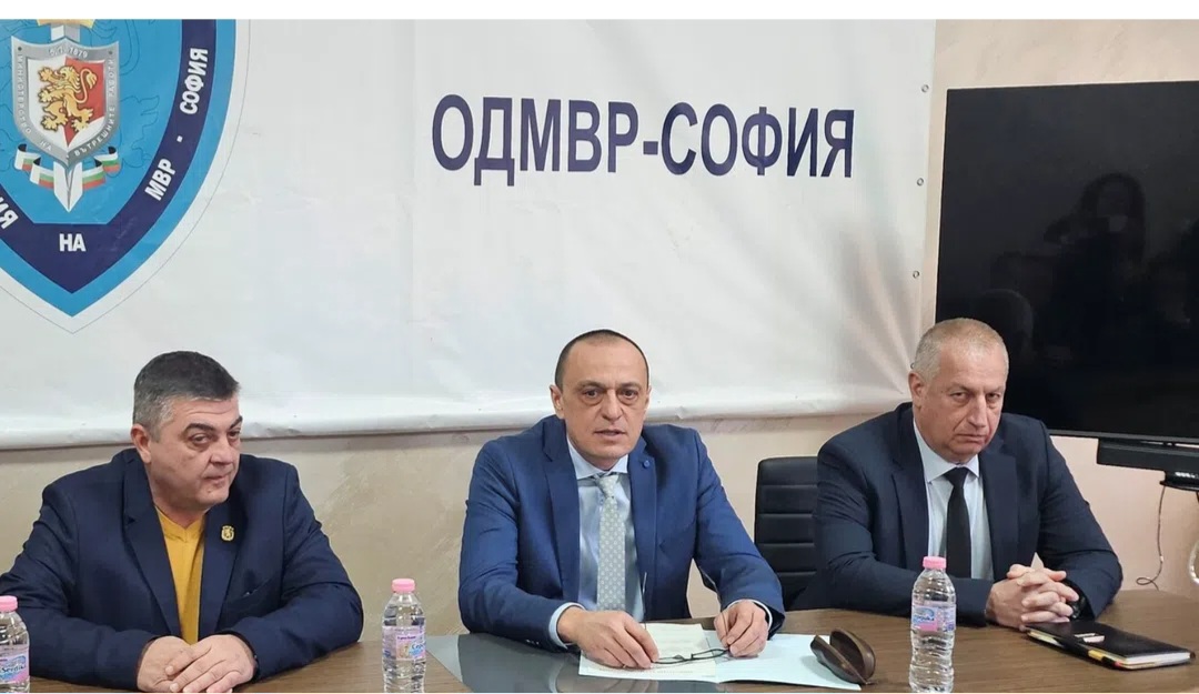 Ст. комисар Владимир Иванов е новият шеф на ОДМВР-София Ст. комисар Владимир Иванов е новият шеф на ОДМВР-София