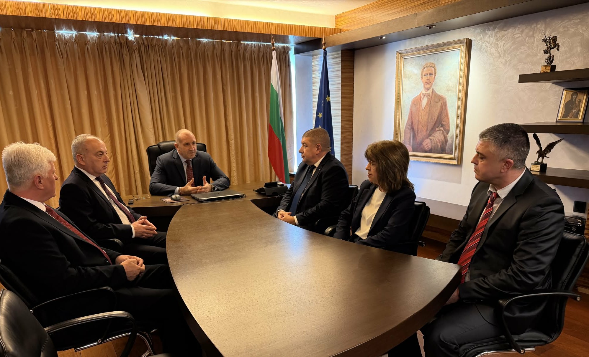 Румен Радев:Прогресивна България е отговорът на очакванията на българите за демонтиране на олигархичния корупционен модел