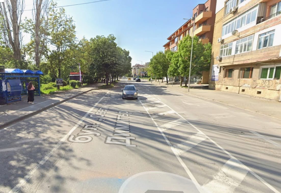 Започва ремонт на нарушени участъци от пътната настилка по бул. Св. Димитър Солунски в Благоевград Започва ремонт на нарушени участъци от пътната настилка по бул. Св. Димитър Солунски в Благоевград